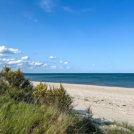 Dom wakacyjny Family House By Marielyst With Large Garden *