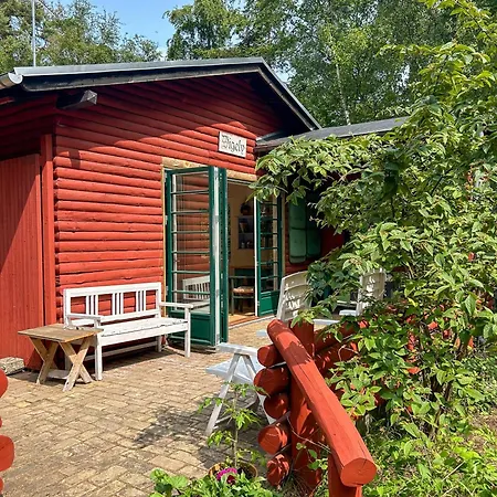 Family House By Marielyst With Large Garden Feriehus *